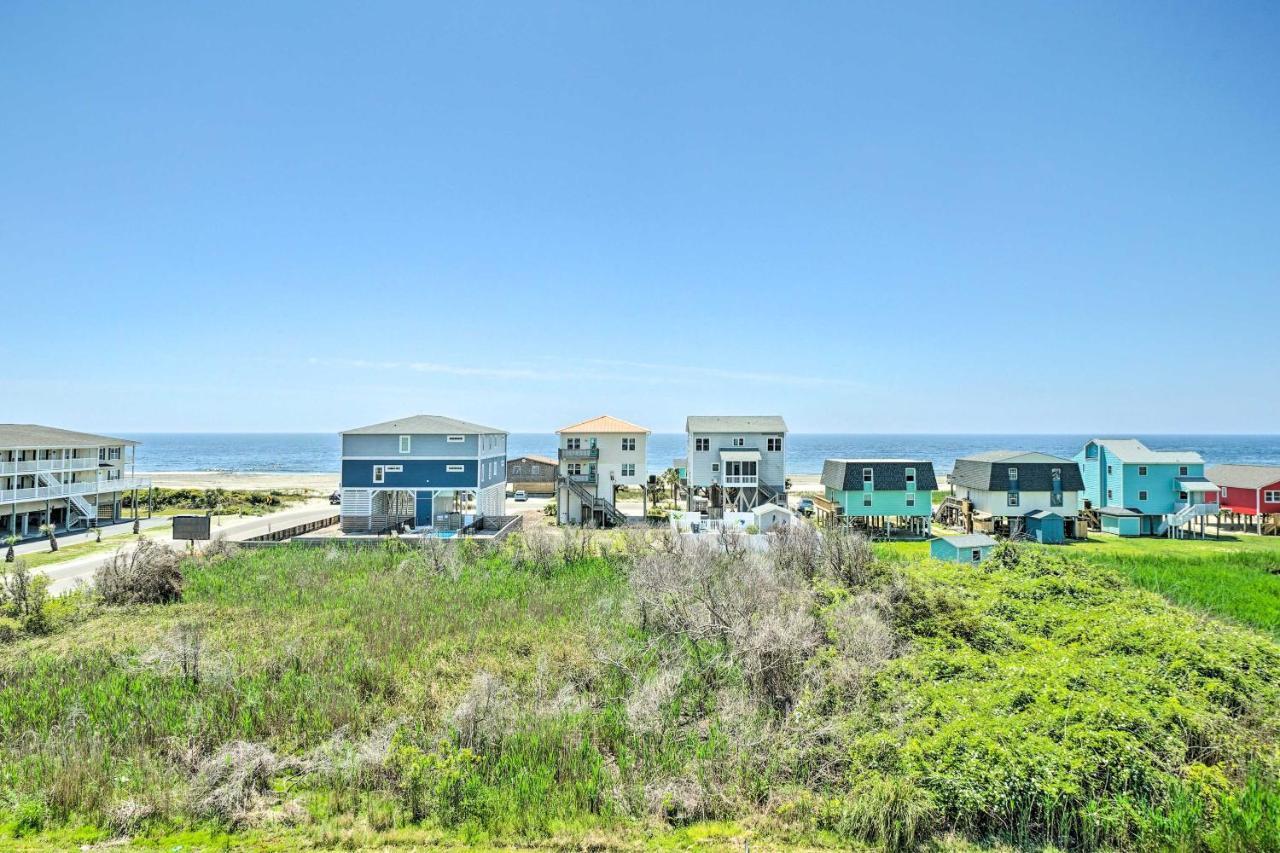 Ocean-View Oak Island Condo, 1 Block To Beach! Esterno foto