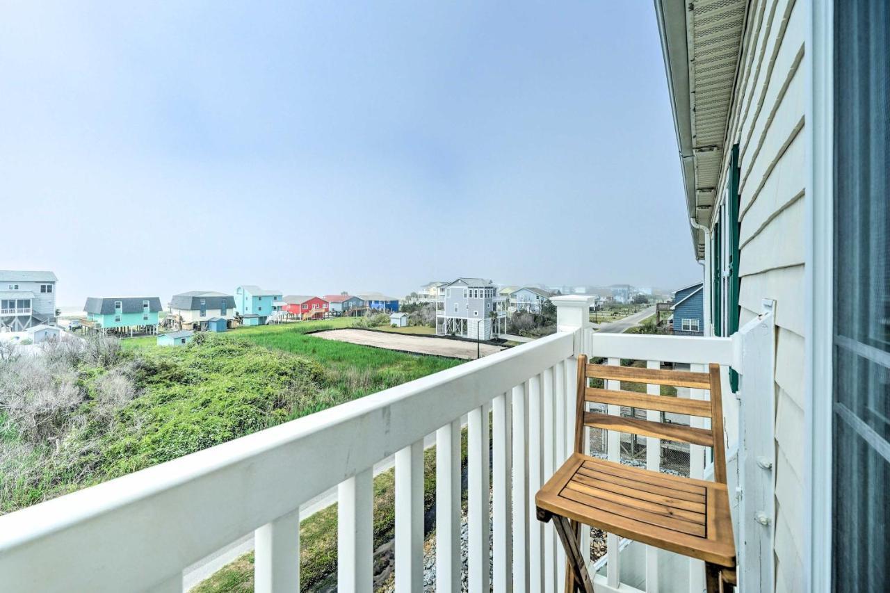 Ocean-View Oak Island Condo, 1 Block To Beach! Esterno foto